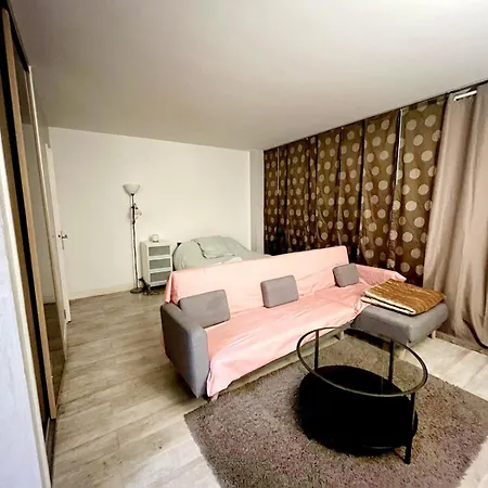 Floor Sixteen