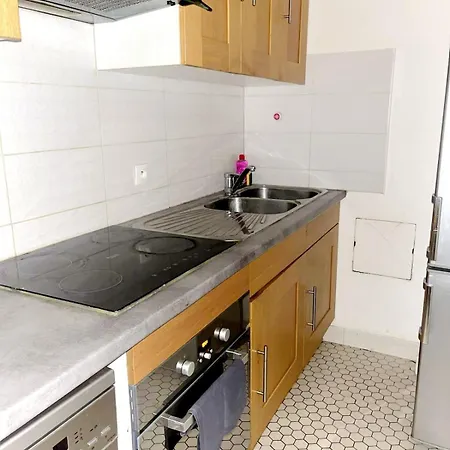 Floor Sixteen Апартаменты *